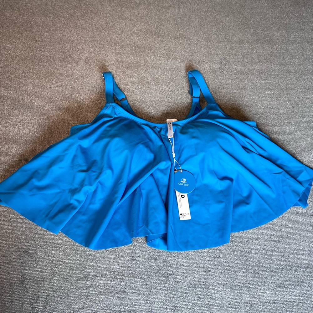 Cupshe Ruffle Bikini Top - Picture 2 of 6